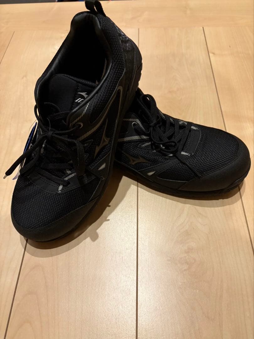 ミズノ安全靴 ブラック　26cm プロテクティブスニーカー BLACK PACK for MIZUNO WORKING｜ワーキング