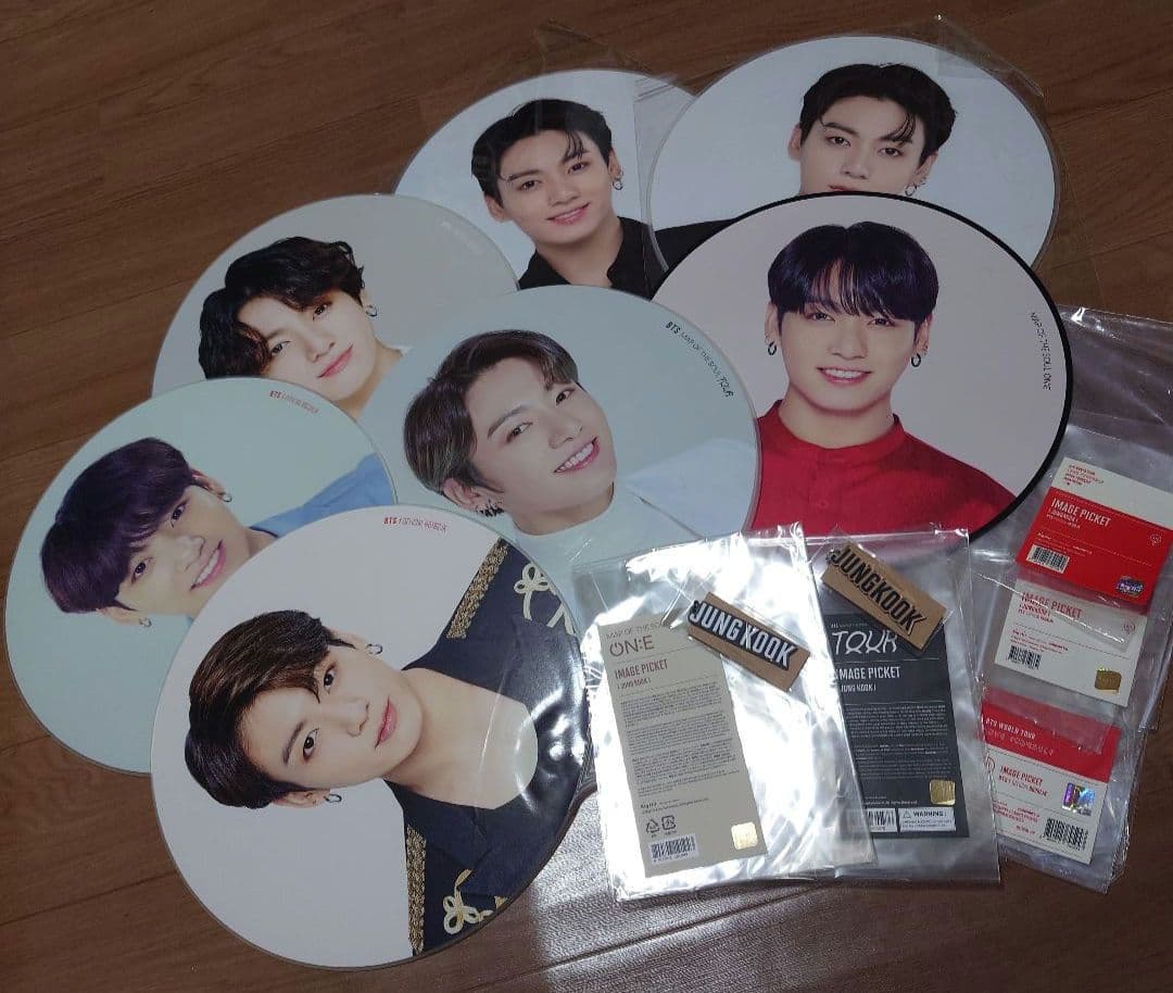 BTS JUNGKOOK IMAGE PICKET うちわ7枚セット 2026年最新】bts image picketの人気アイテム - メルカリ
