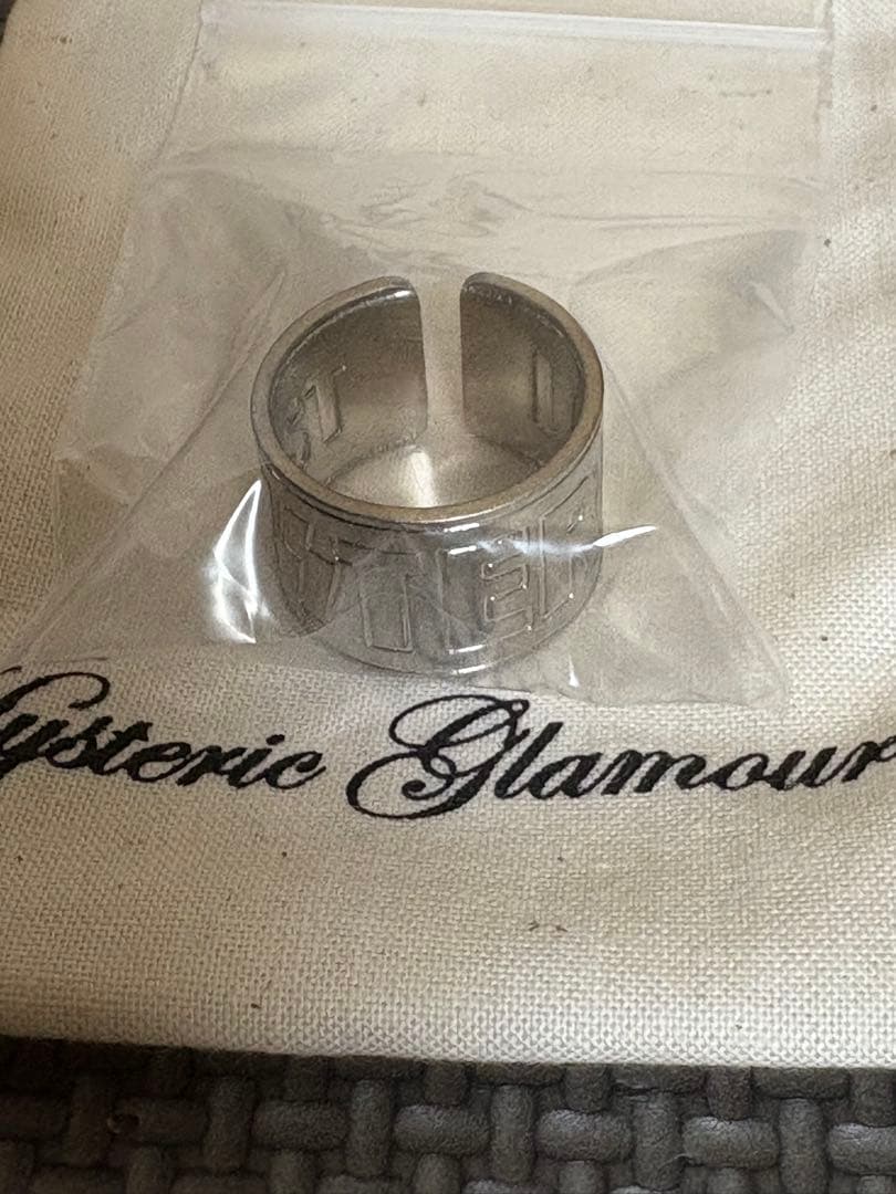 ヒステリックグラマー　ロゴ　リング　シルバーHYSTERIC GLAMOUR ロゴリング|HYSTERIC GLAMOUR MEN | HYSTERIC GLAMOUR ONLINE STORE