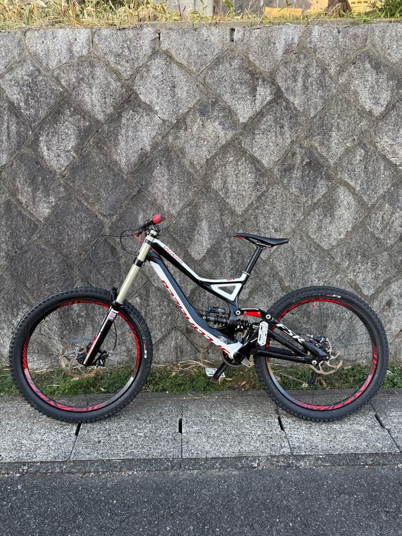 SPECIALIZED DEMO8 【2013年】 Specialized Demo 8 - 2013 (Khaos) - waite_jesse's Bike Check