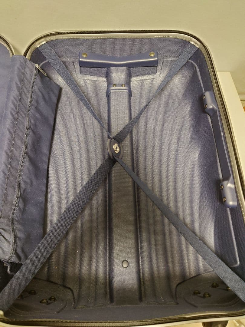 美品✨サムソナイト コスモライト スピナー61 シルバー 50L 2.4kg