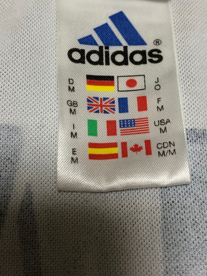 アディダス レアルマドリード サンチャゴ・ソラーリ 2002年