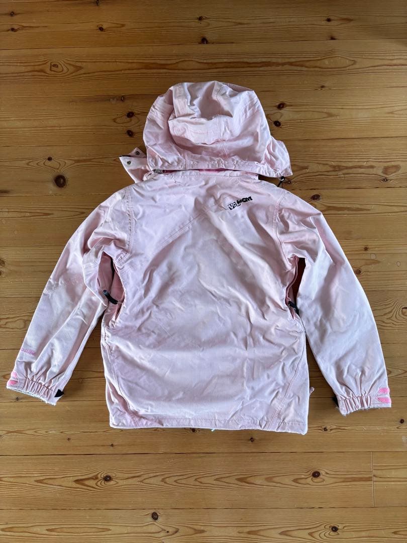 Volcom ピンクスノーボードウェア上下セット(※インナーパット