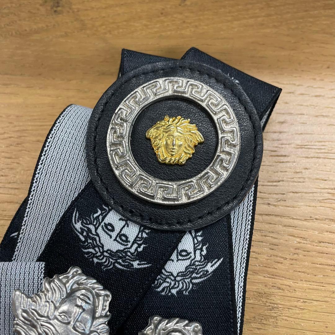 極美品】ヴェルサーチサスペンダーメデューサゴールド金具グレカ模様ゴム