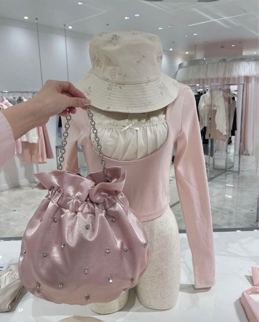 エピヌepine ビジューショルダーバッグ - メルカリ