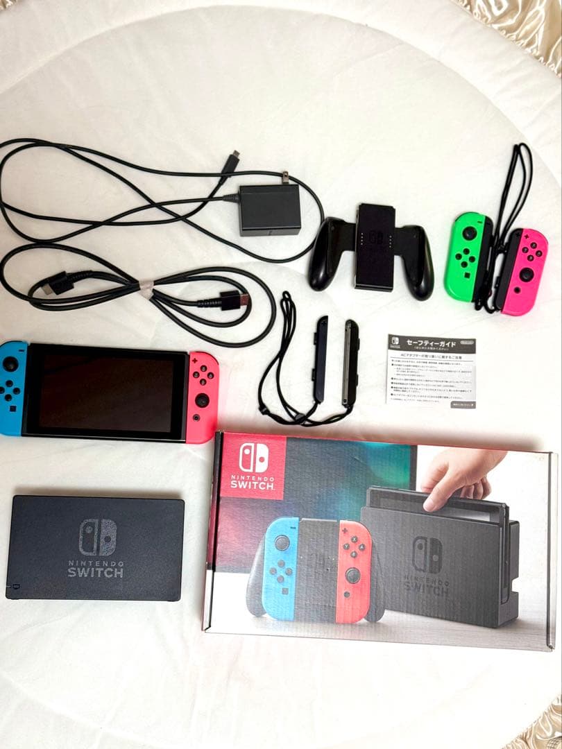【完品＋おまけ付】 Nintendo Switch 本体 Nintendo Switch すぐに遊べるセット 純正アダプタ・ドック付き