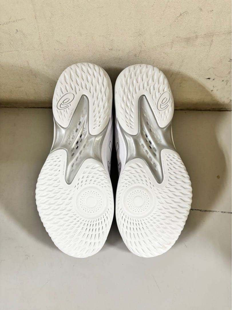 お年玉価格】GELHOOP V17 narrow 100カラー 27.0㎝