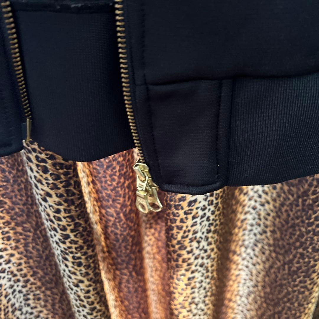 DRESSCAMP チャンピオン 恐竜骨格プリント ジャージ 黒金 ゴールド L