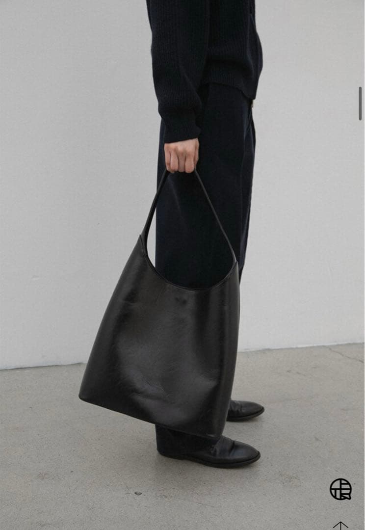 ohotoro Beetle Bag black - メルカリ