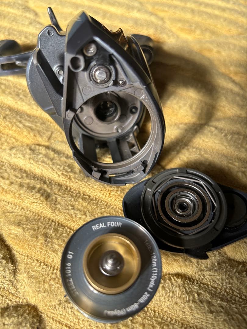 ダイワ スティーズTW 7.1 右 依頼者価格