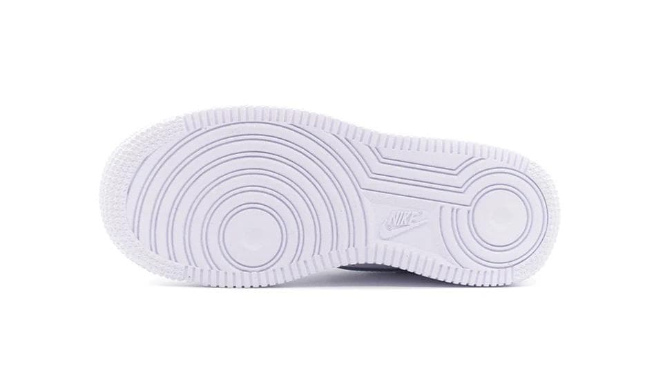 新品 21.5cm NIKE AIR FORCE 1 LE PS キッズ 定番