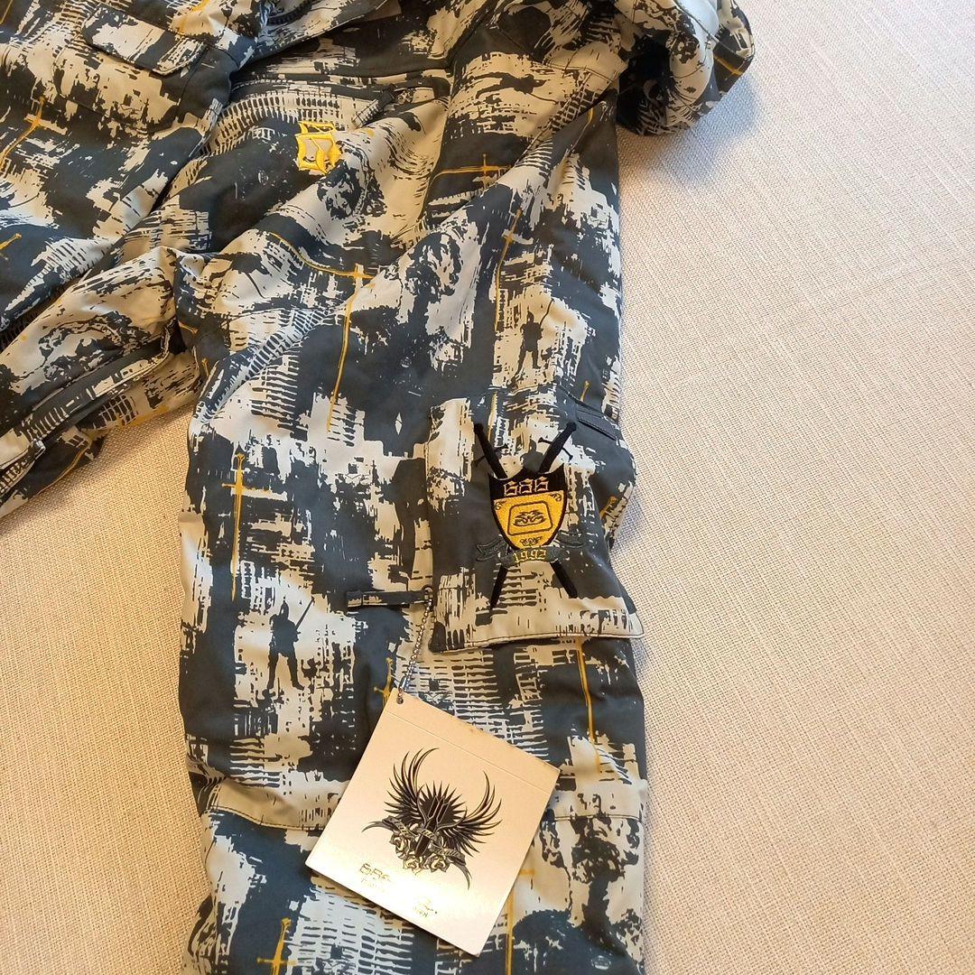 686 ACE KINGS スノーボードウェア Lサイズ アクセ付き【新古】