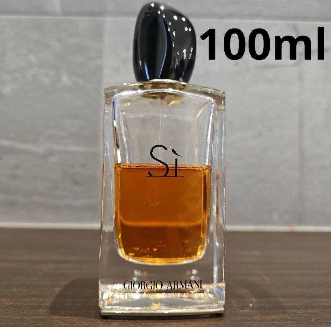 話題の香水❗️ Armani Si 香水 フレグランス - メルカリ