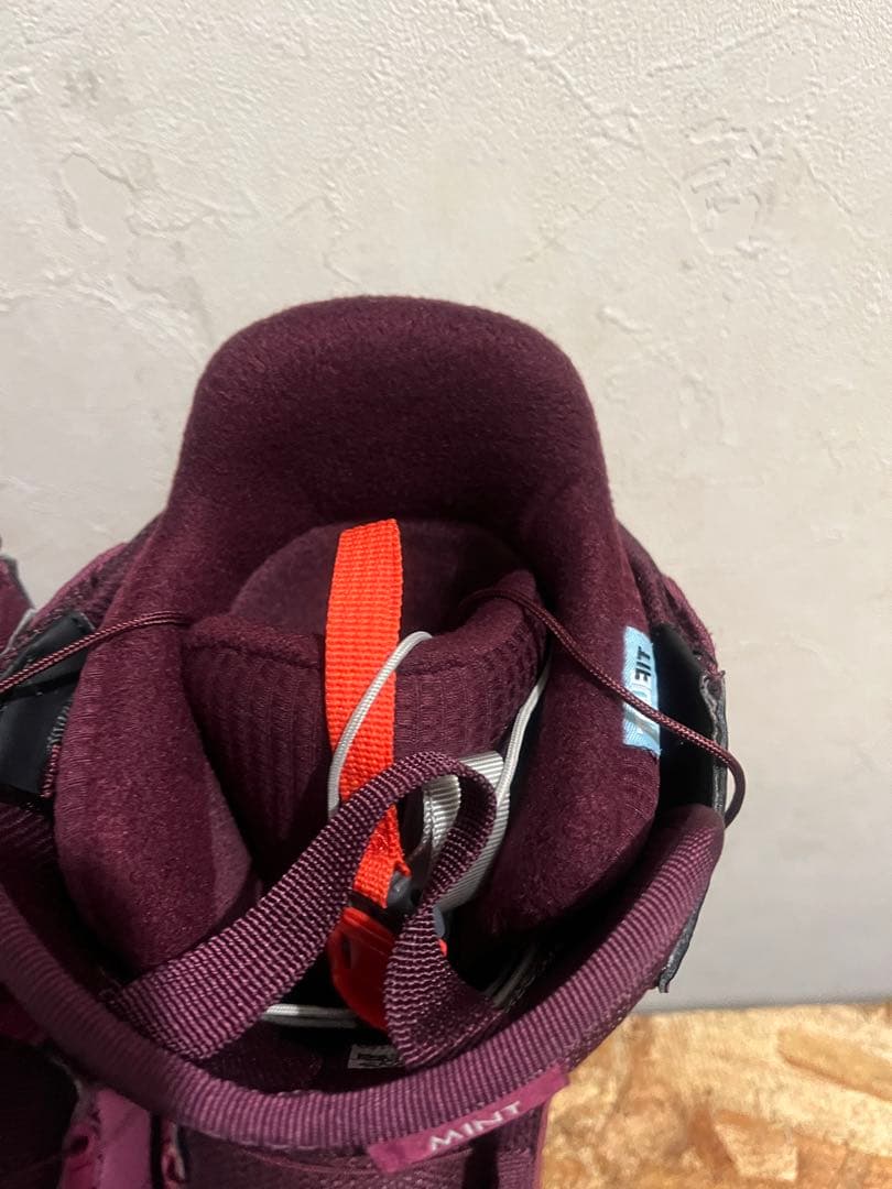美品！BURTON MINT 24.5cm