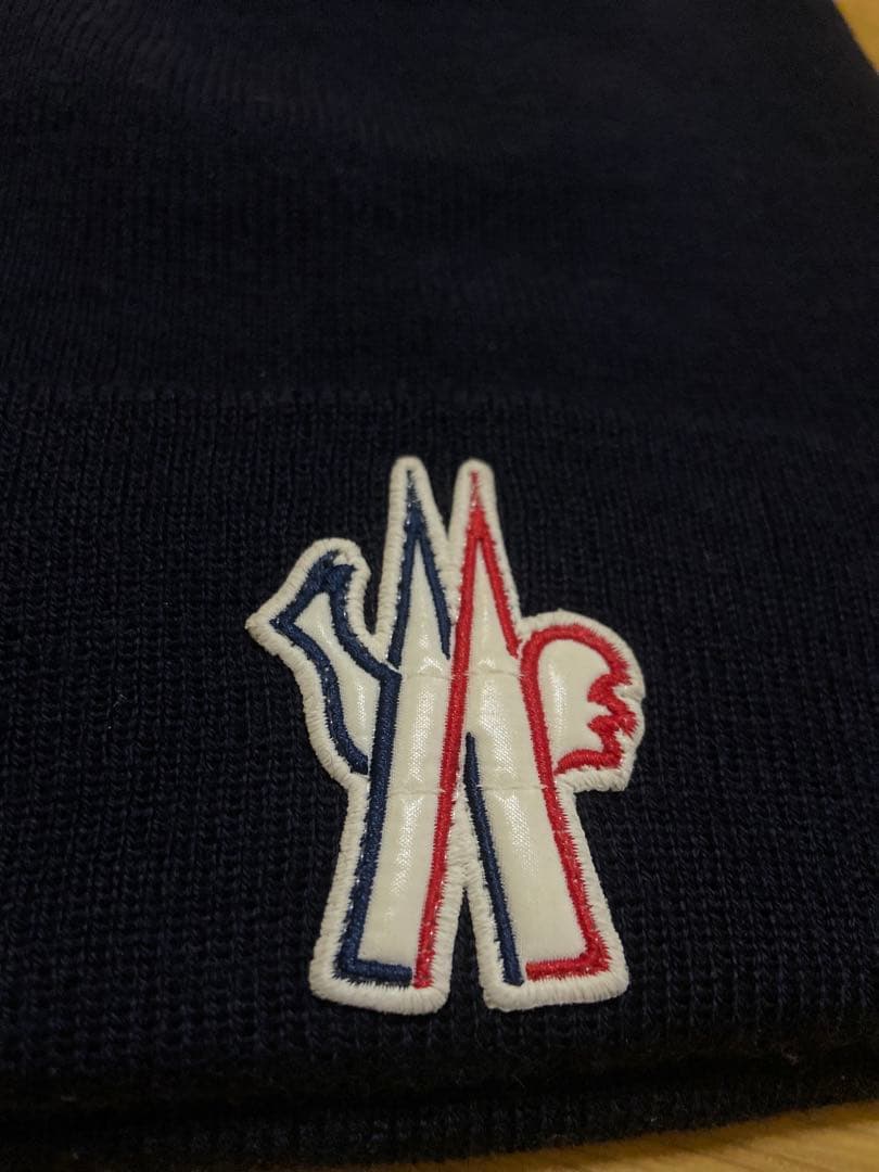 未使用級】MONCLER GRENOBLE ニット帽 ネイビー ITALY製