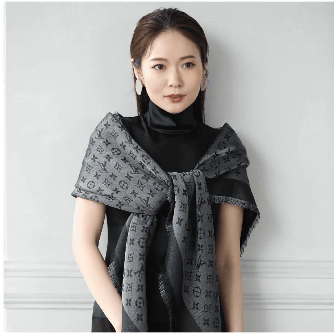 LOUIS VUITTON ストール グレー×ネイビー140cm x140cm
