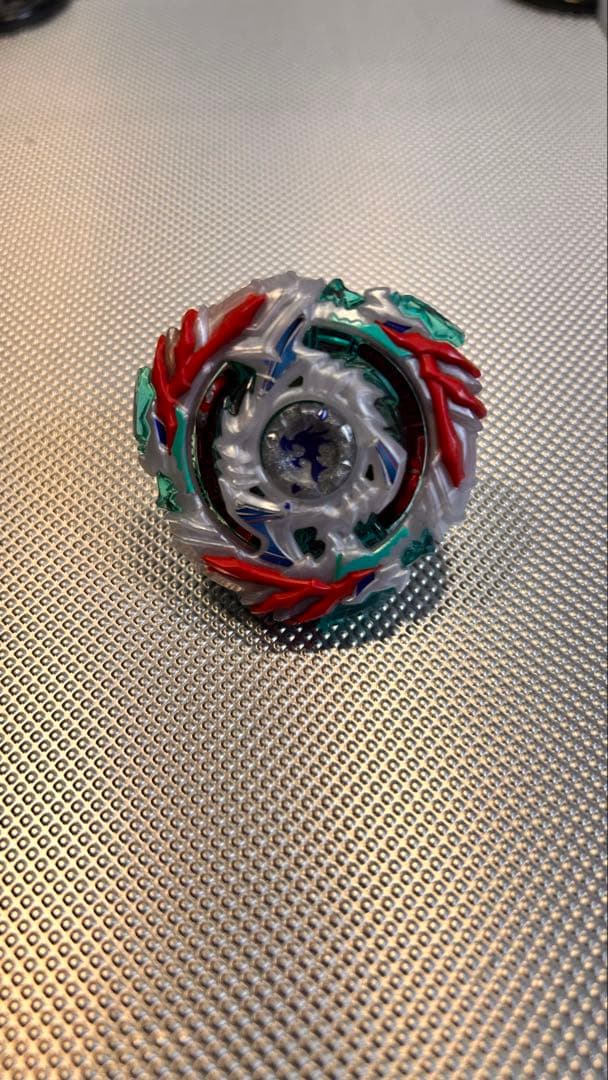 ドレインファブニル 8Nc クリムゾンホワイトver ベイブレードバースト m39099578805_1.jpg?1724315311