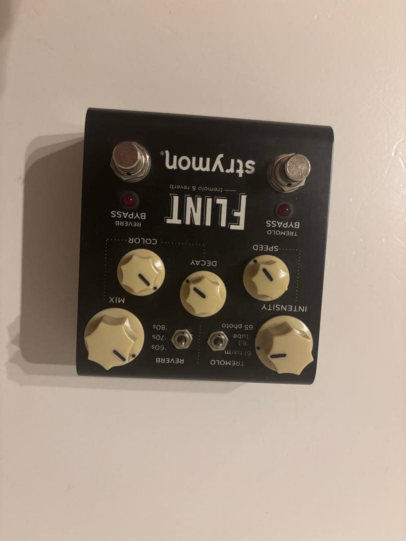 Strymon FLINT ギターエフェクター Strymon Flint V2 Tremolo + Reverb Pedal - Perfect Circuit