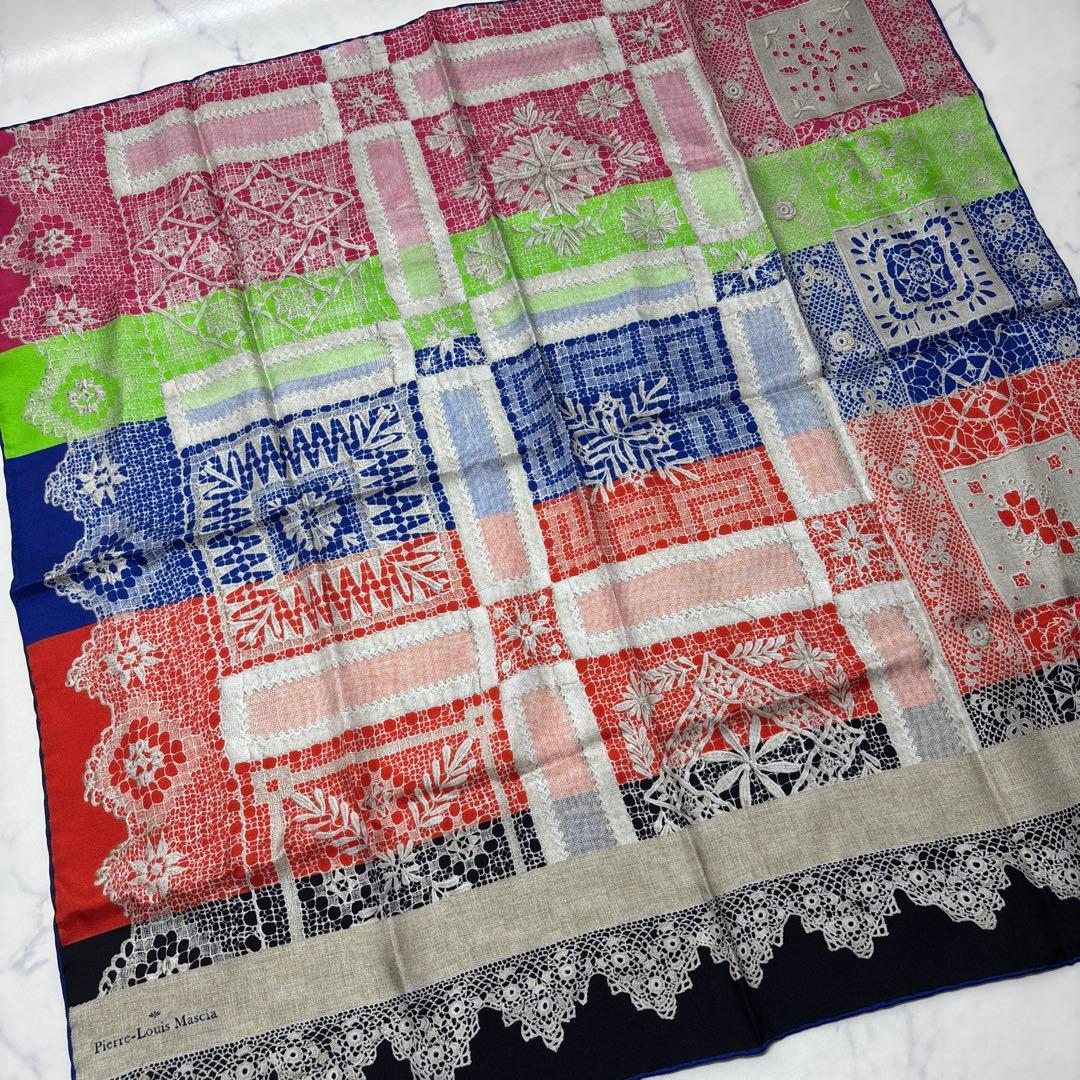 0527 ピエールルイマシア スカーフ 約64㎝×64㎝ ※値下げ不可. - メルカリ