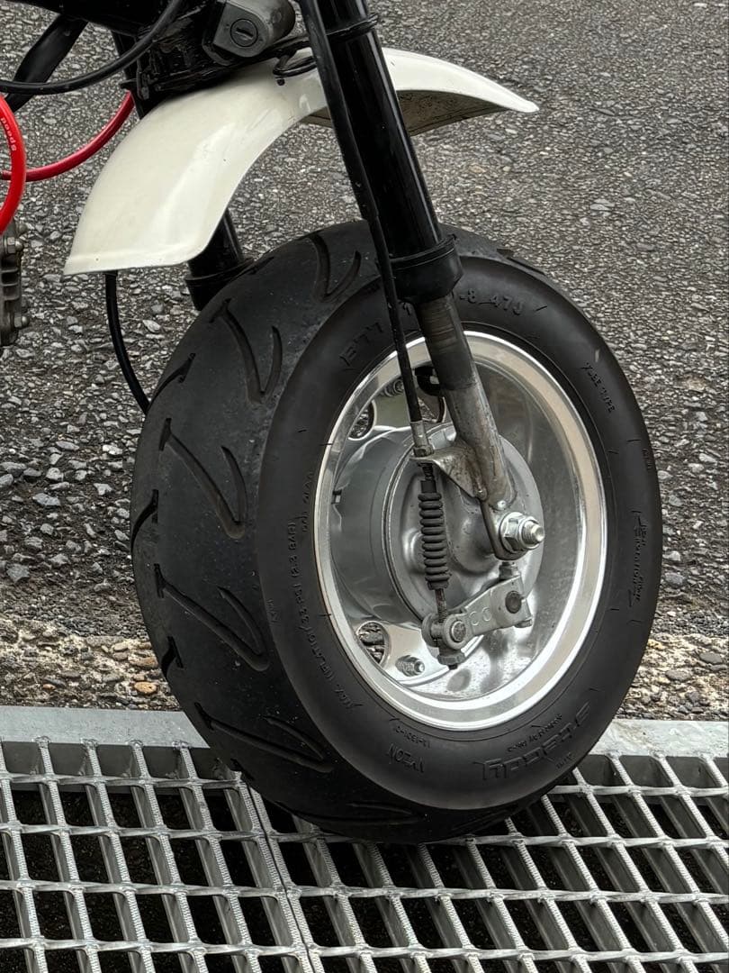 g'craft 8インチ 3.5j ワイドホイール 8穴タイプ　タイヤ セット