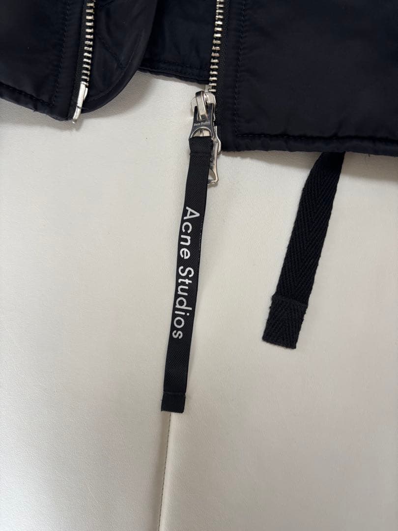 ツ*ん様 acne studios ボンバージャケット 中綿 MA-1 46 ブ