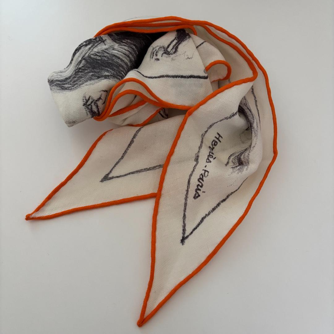 HERMES エルメス ロザンジュ カシミアシルク 馬のデッサン 楽天市場】HERMES エルメス スカーフ LOSANGE Mini Scarf ロザンジュ
