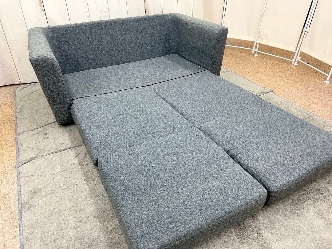 コンパクトにくつろげるソファベッド(フォワード GY) コンパクトに