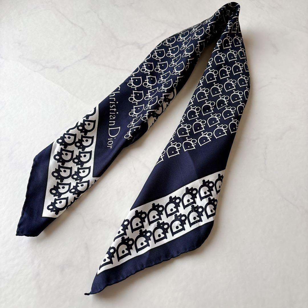 クリスチャンディオール トロッター柄 スカーフ ネイビー 65cm - メルカリ