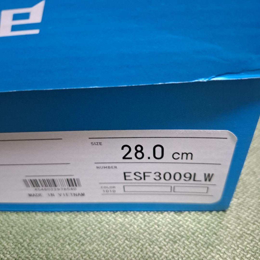 未使用 28.0cm ホワイトスパイク