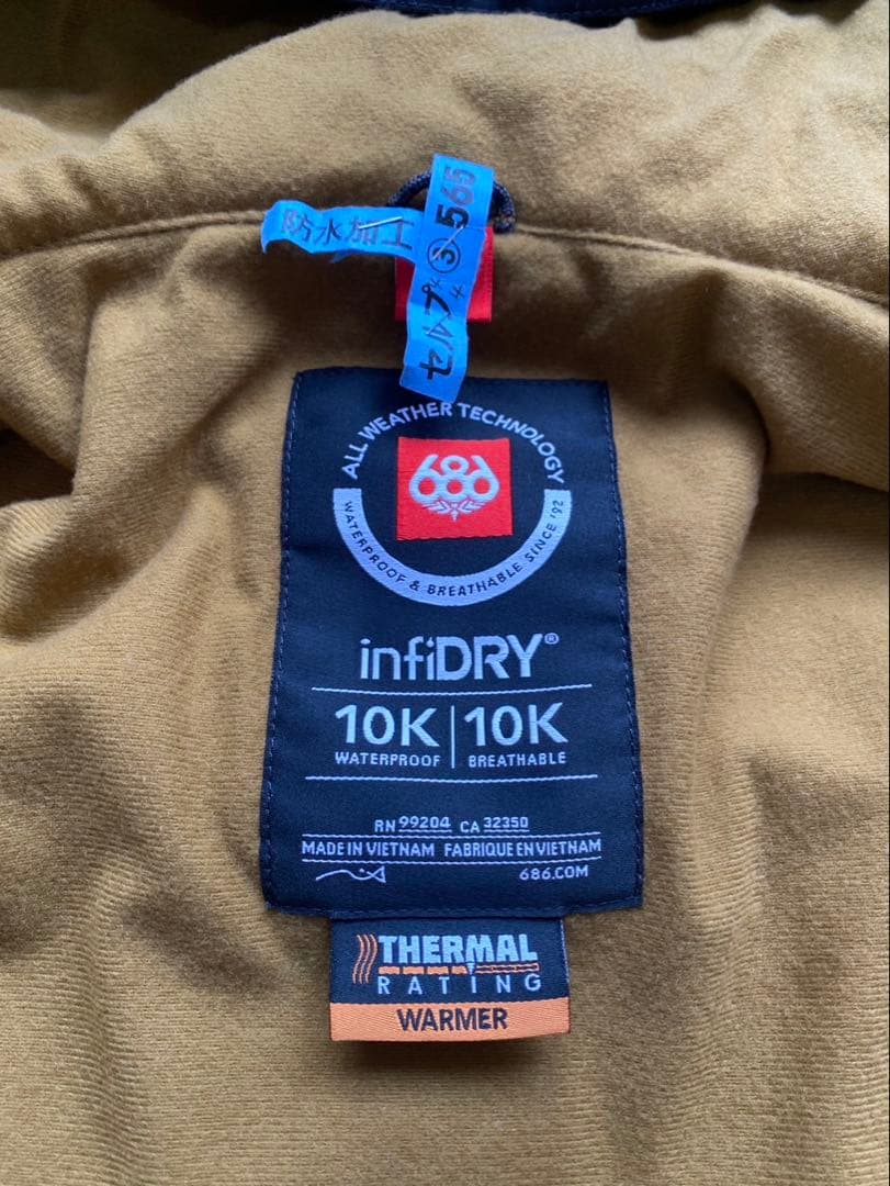 686 Infinty Insulatad 22-23 スノーボードウェア