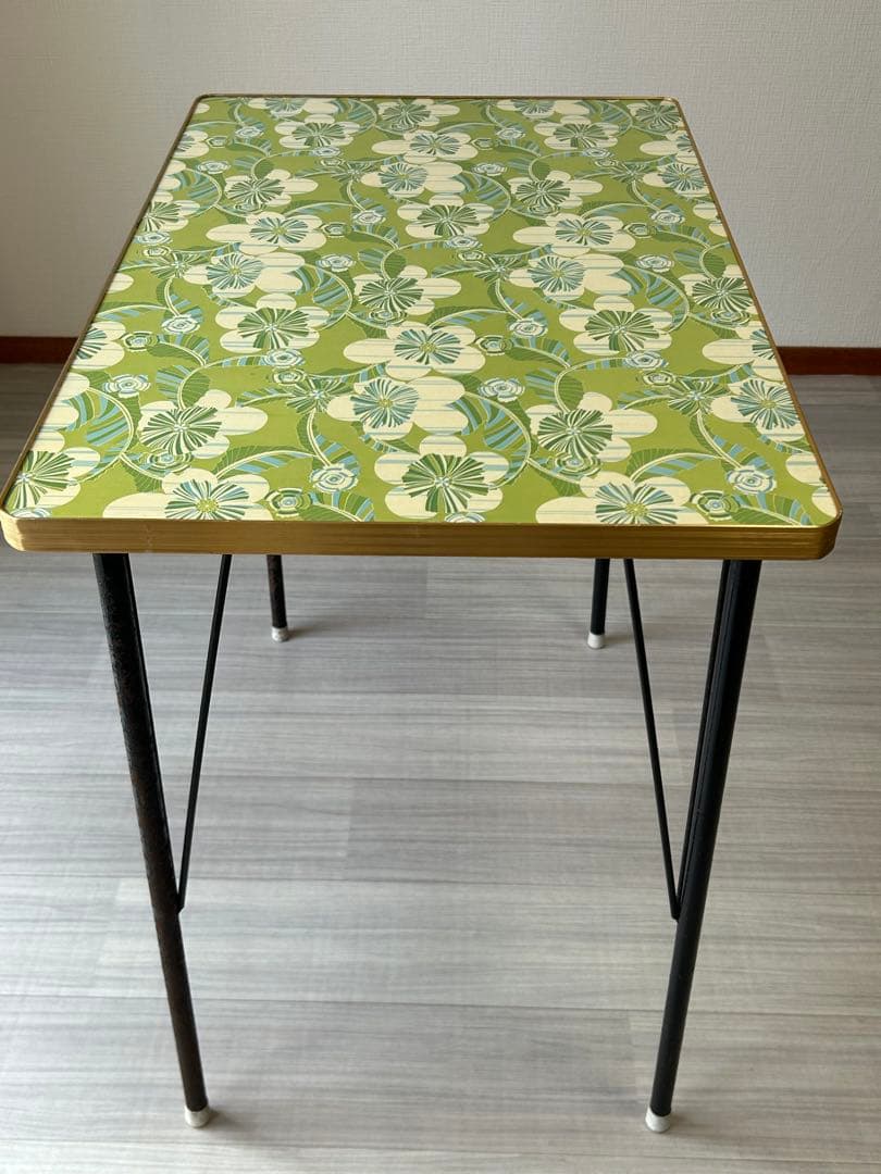 昭和レトロ ポップ 花柄 鉄脚テーブル ヴィンテージ 作業台 ダイニング