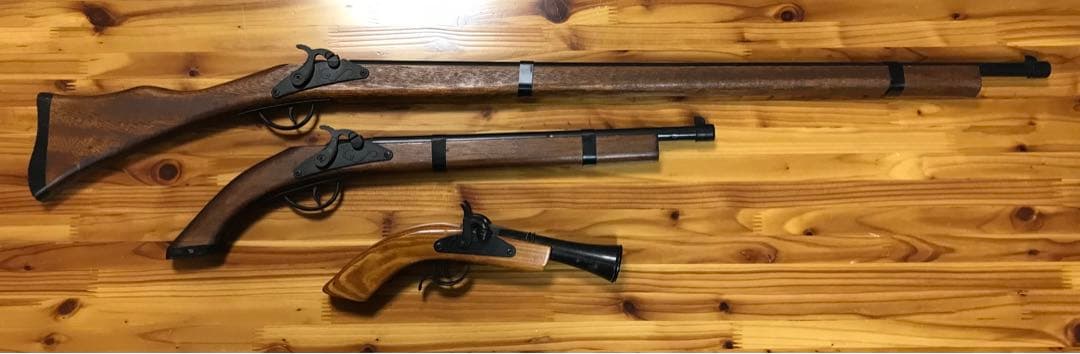 本日限定】年代物 東京ディズニーランド カリブの海賊 ライフル/銃3点