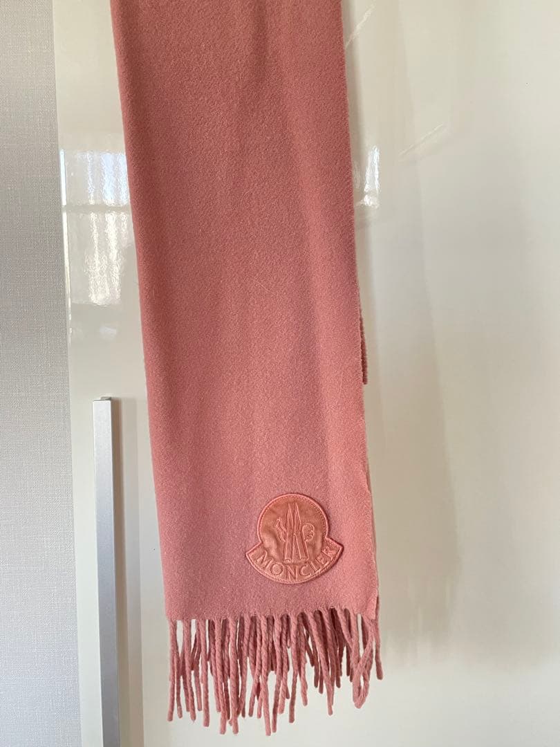 モンクレール　フリンジ付きピンクマフラー MONCLER モンクレール ウール ロゴ マフラー ブランド メンズ