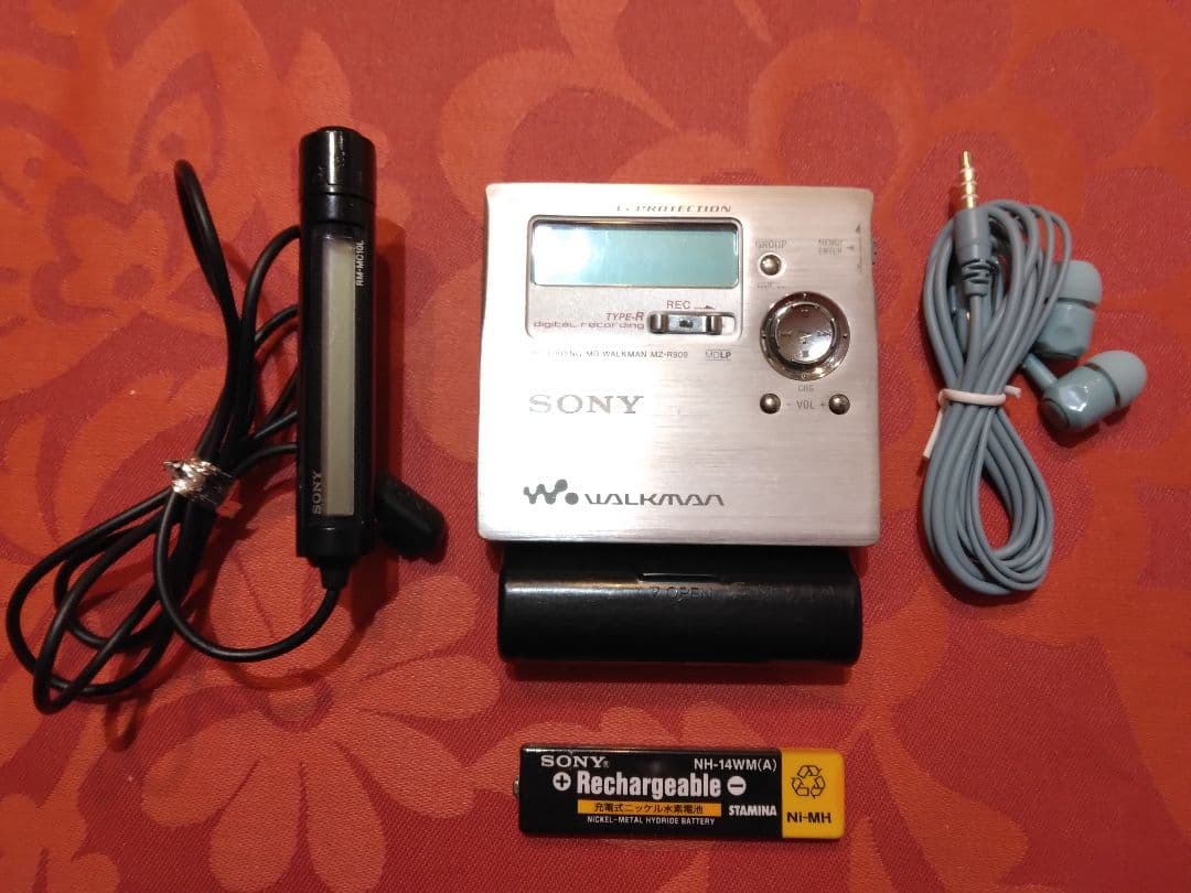 ◆◇ソニー SONY MDウォークマンMZ-R909 録音・再生 動作品◆◇ Amazon | SONY ソニー MZ-R909 シルバー MDレコーダー MDLP対応 （MD
