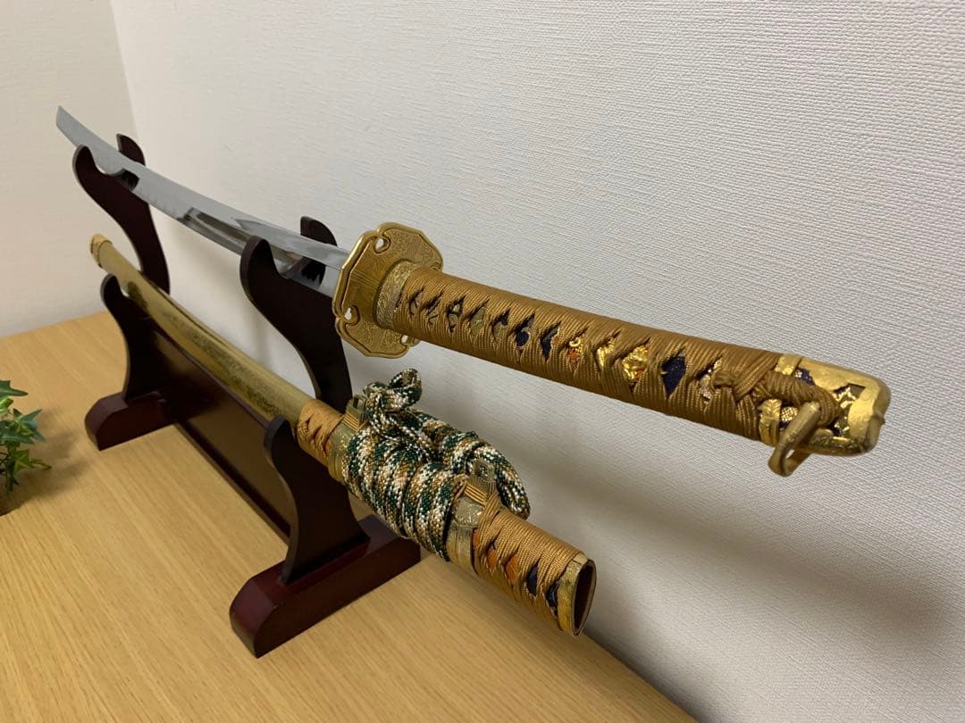 特選模造刀/金彩黄金拵】日本刀 太刀 とんでもなく美しい拵 儀礼 儀式 威光