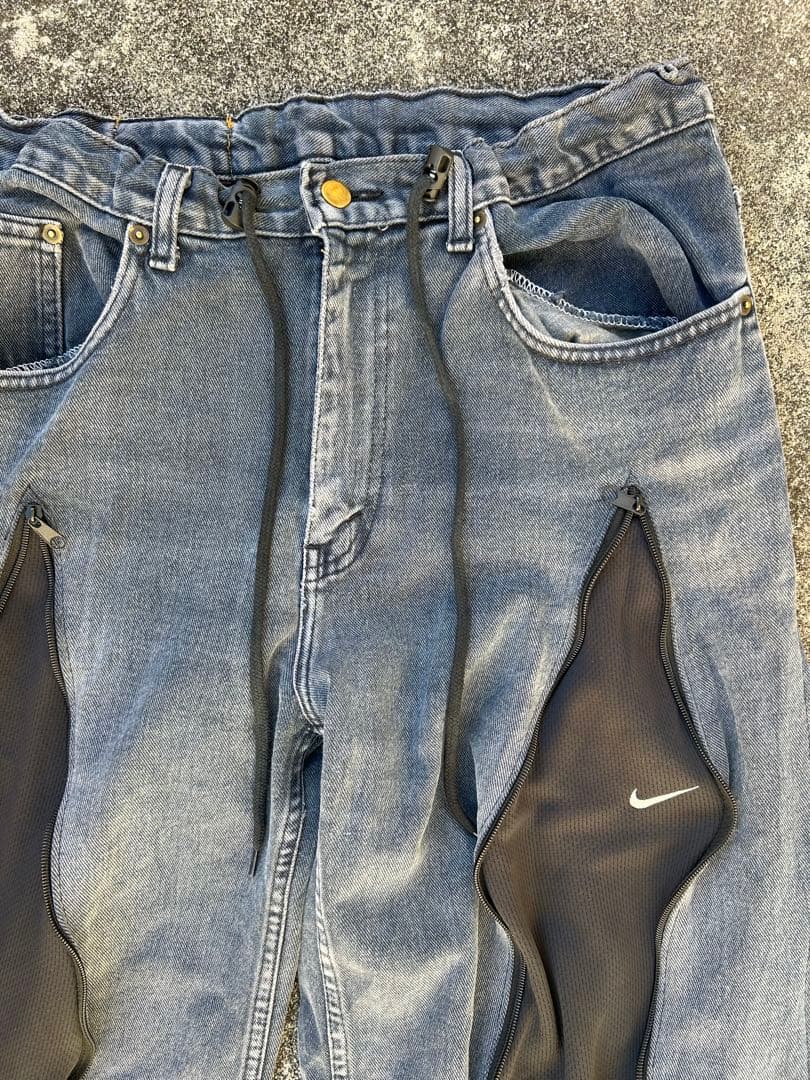 リメイクデニム再構築デニムNIKE トラックパンツ海外人気モデル