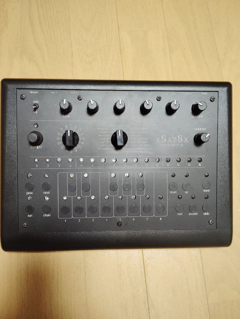 x0xb0x アシッドベースシンセ TB-303◇究極のRoland TB-303クローン