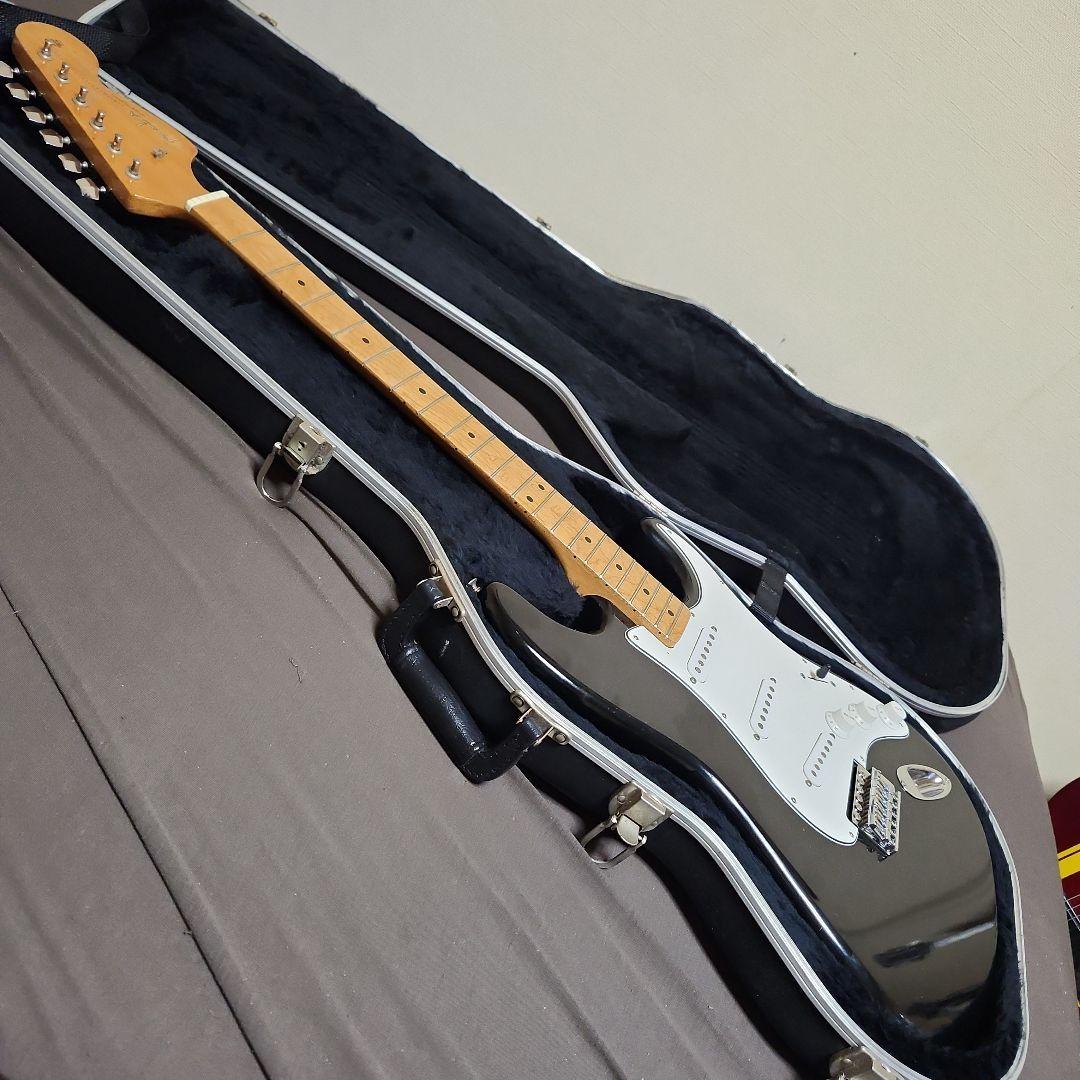 週末セール！'70'80年代 Fender homage ストラトブラック 週末セール！'70'80年代 Fender homage ストラトブラック 週末セール