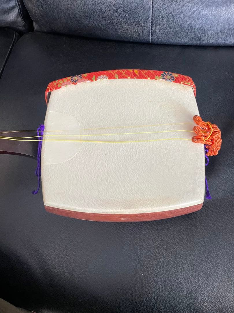 ヒロコはん三味線 赤木？ 細棹 皮破れなし　動作品
