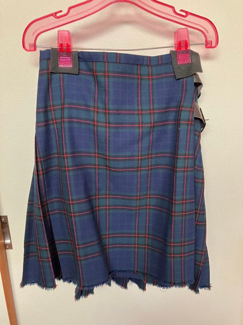 ヴィヴィアンウエストウッド チェック プリーツスカート 巻きスカート Vivienne Westwoodのフリマアイテム一覧