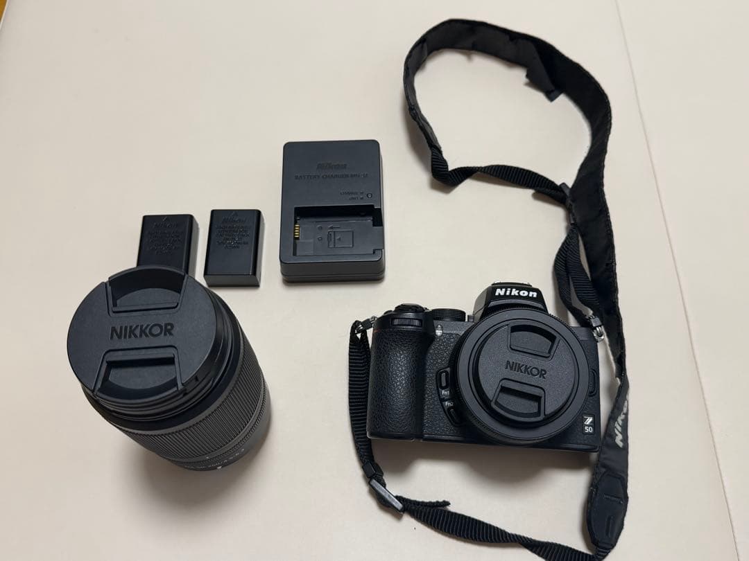 Nikon Z 50 ダブルズームキット レンズフィルター付　ミラーレスカメラ Nikon Z 50 ミラーレス一眼カメラ ダブルズームキット Z50WZ ブラック
