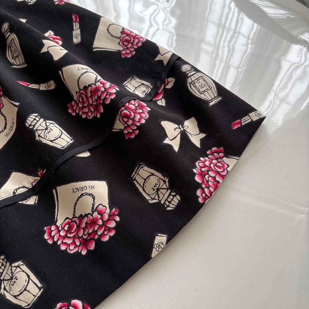 エムズグレイシー カタログ掲載お色、デザイン違い ニットドッキング