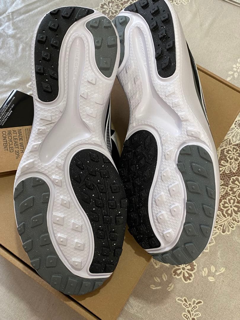 【新品】ナイキ／インフィニティ ACE NN W ／25.5cm