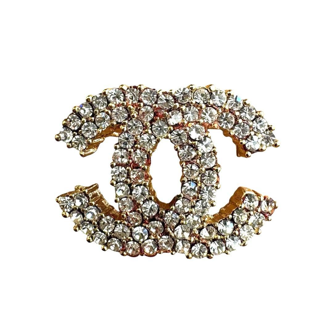 CHANEL CCロゴブローチ クリスタル装飾　ラインストーン　ココマーク シャネル(CHANEL)シャネル ココマークCCラインストーン ブローチ