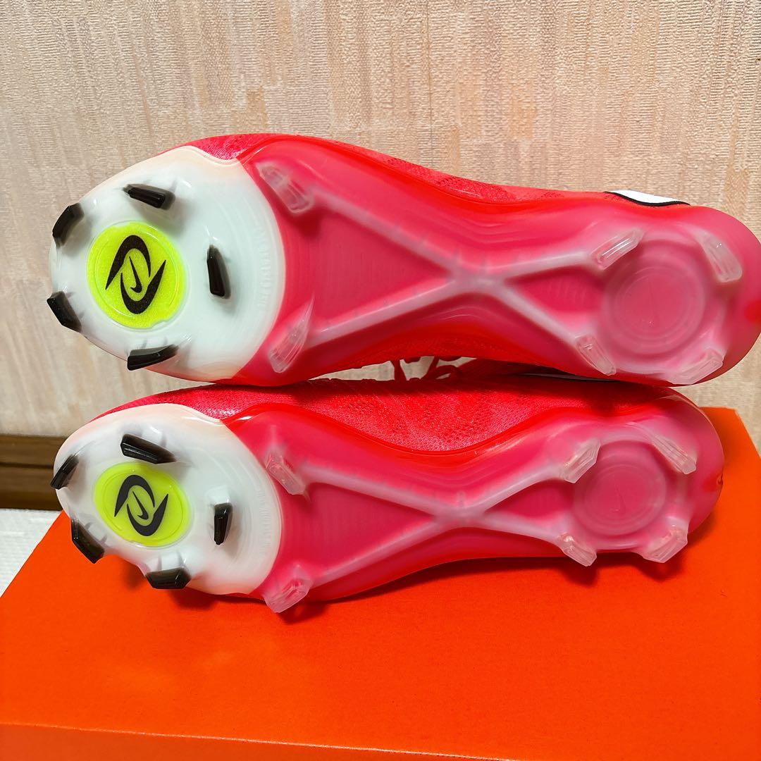 新品】NIKE ファントム ルナ エリート FG ブライトクリムゾン - メルカリ