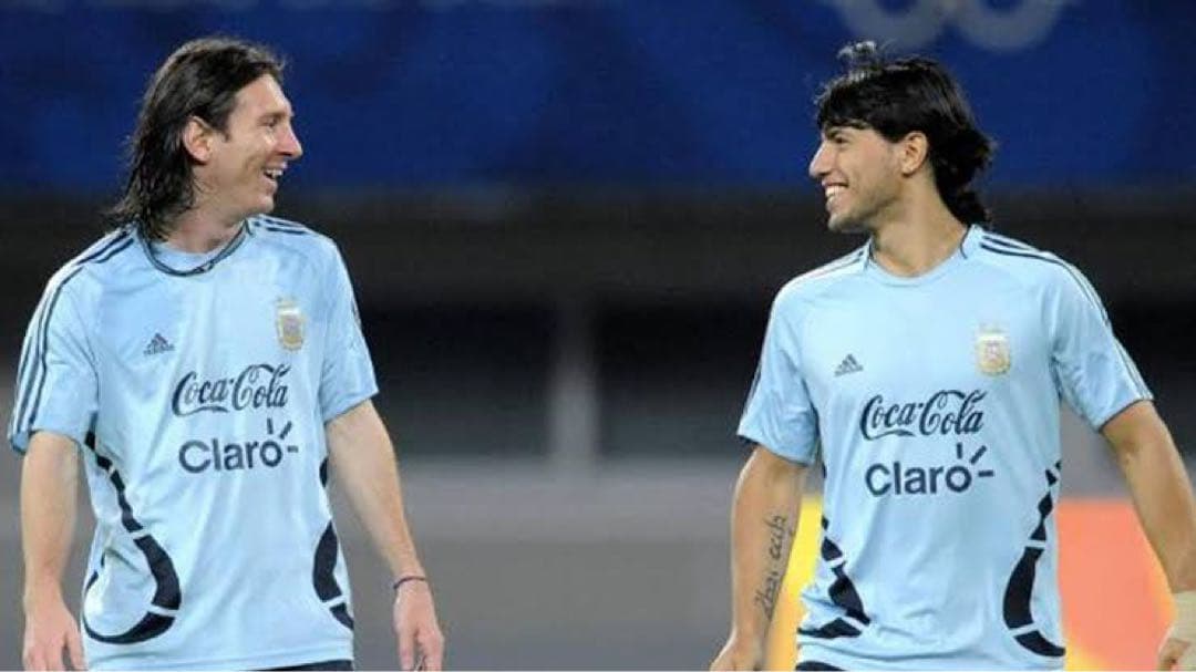 アグエロ 実使用スパイク マンチェスターシティ アルゼンチン代表 引退