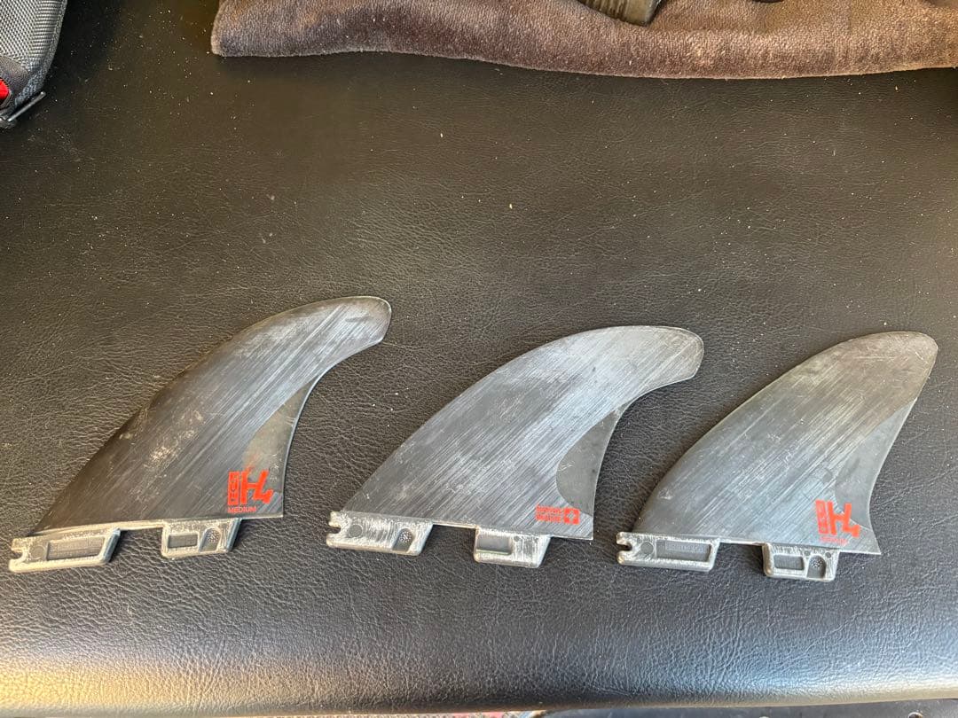 1*3様 fcs2 H4 ミディアム FCS_2024_Thruster_CC_Tri_Front