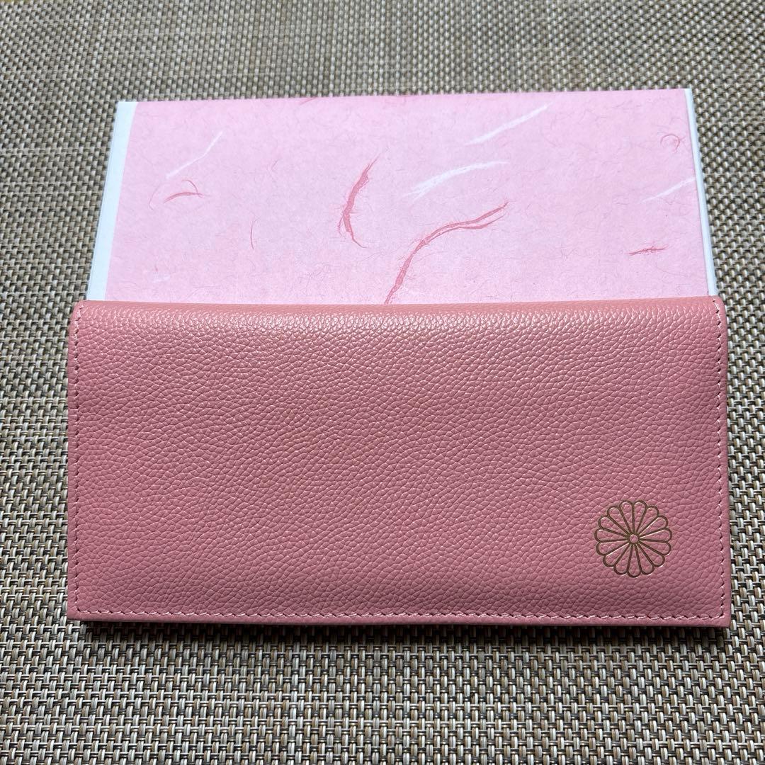 【箱入り】ピンク レザー　皇居財布　本革 新品未使用】ピンク 皇居 財布 がま口 本革 - メルカリ