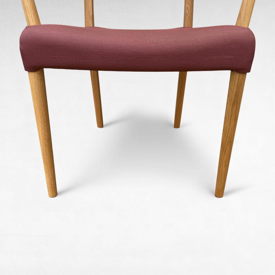 ④カリモク CT6110E602 人気1位 日本製 セット販売用肘付きチェア