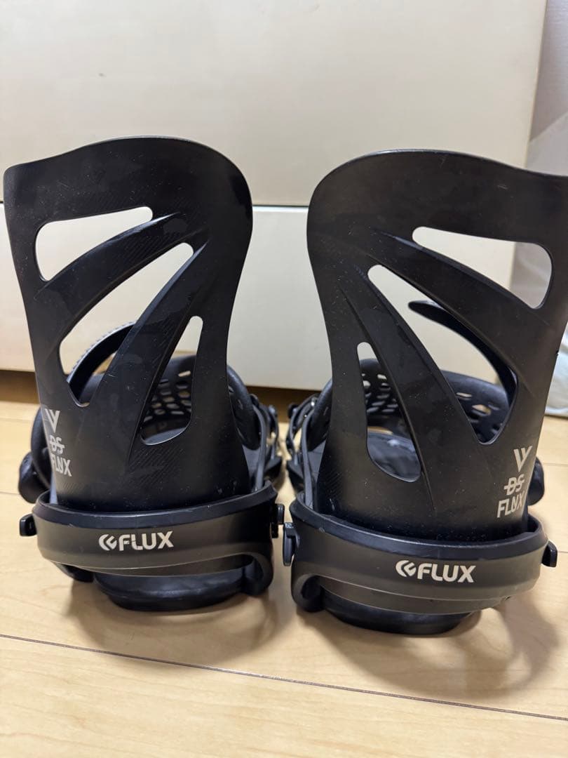 FLUX DS ブラック L スノーボードビンディング スノーボードバインディング ｜ DS | FLUX ONLINE STORE